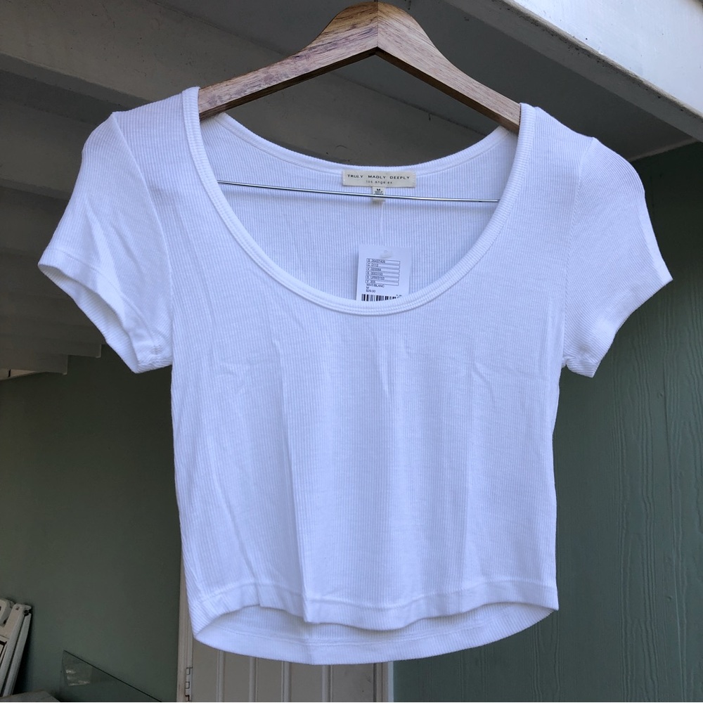NWT Truly Madly Deeply crop top, white